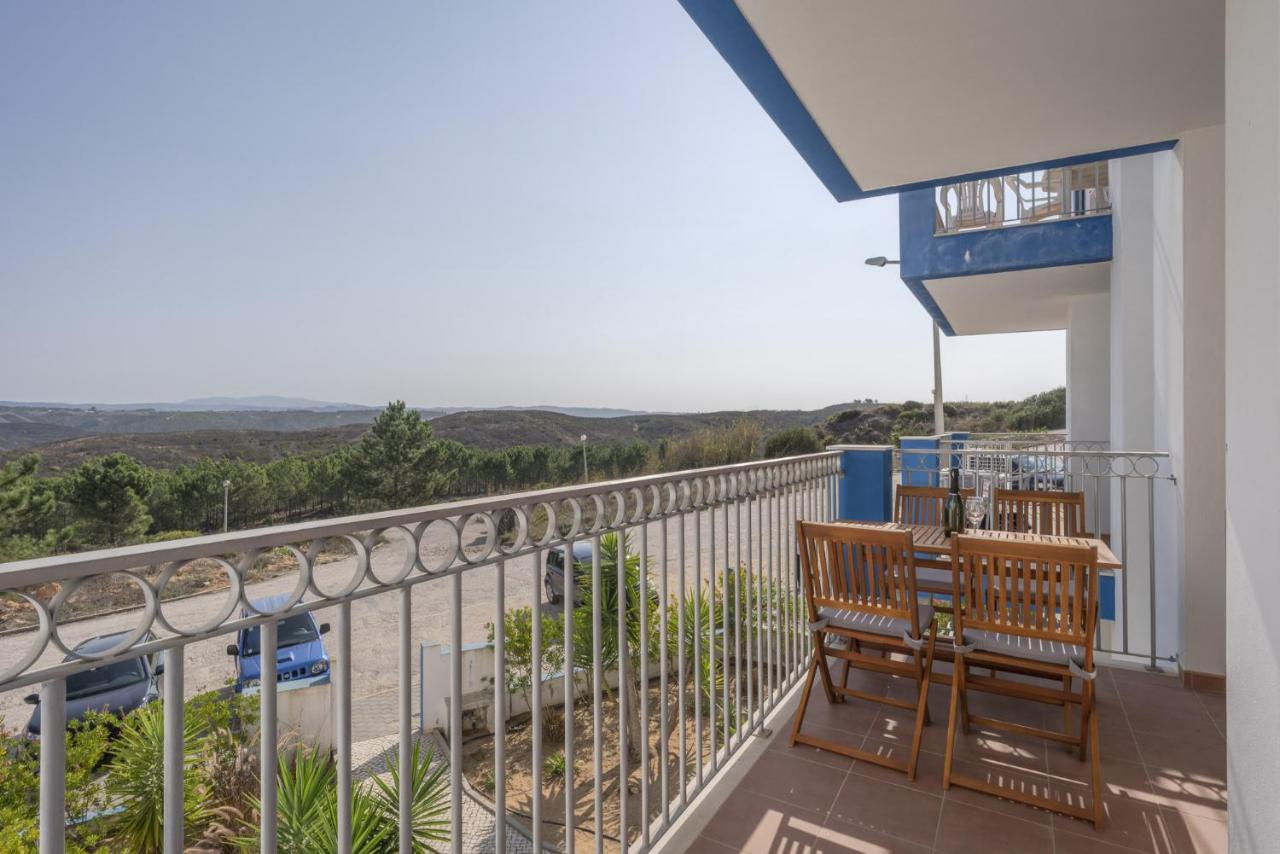 Beach & Nature Apartment - 2Bedroom Apt In アルジェズール エクステリア 写真